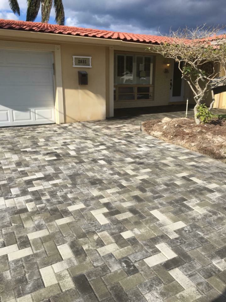 Patio Paving Contractors in Jefferson County, Kentucky